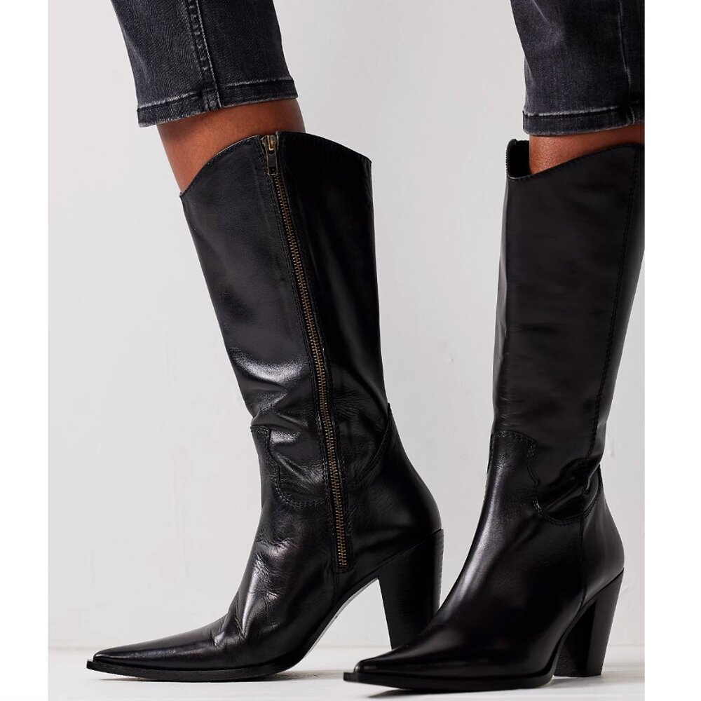 Copenhagen Pointed Boots